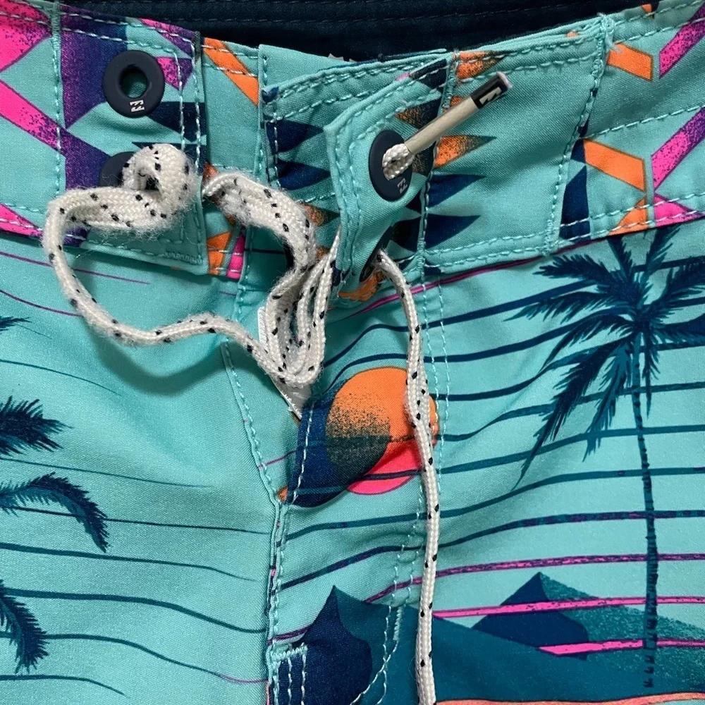 Billabong Recycler Sunday pro Board shorts Tropical Print Men's or boy size 28